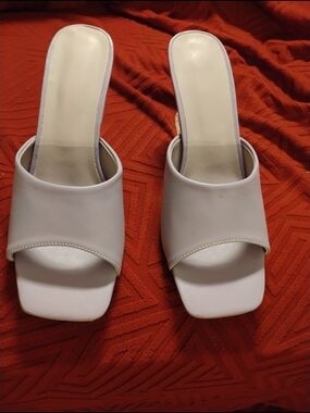 Women’s lilac Slide Sandals – Minimal Square-Toe Mule nwot